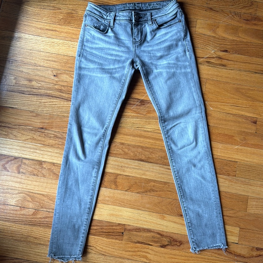 Blue Skinny Jeans with Modern Fit